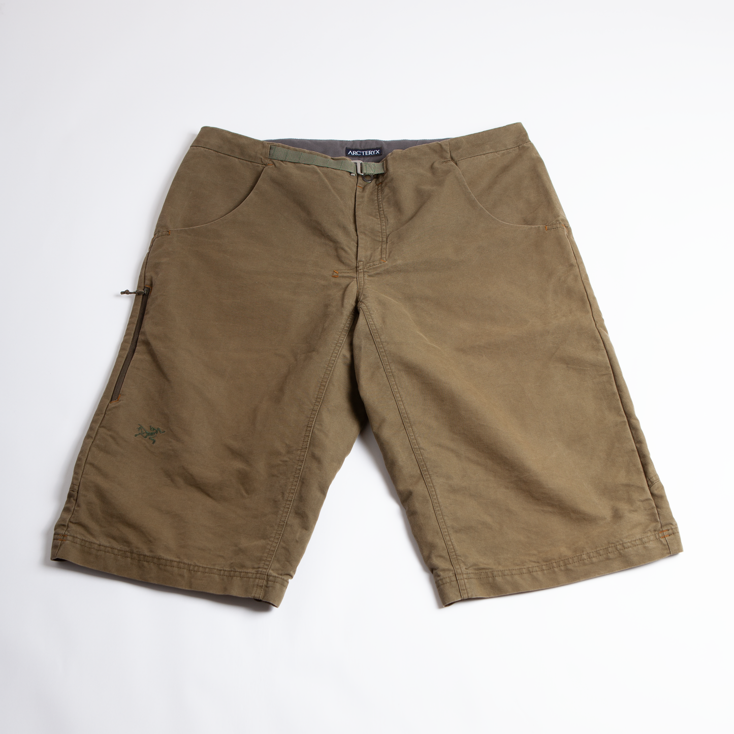2010s Arcteryx articulated canvas shorts