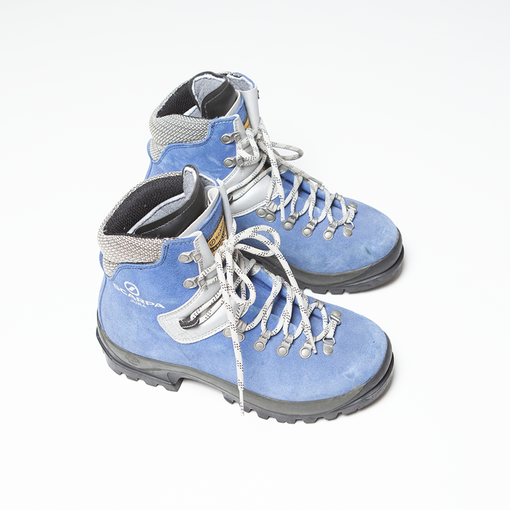 Scarpa jura mountaneering boots