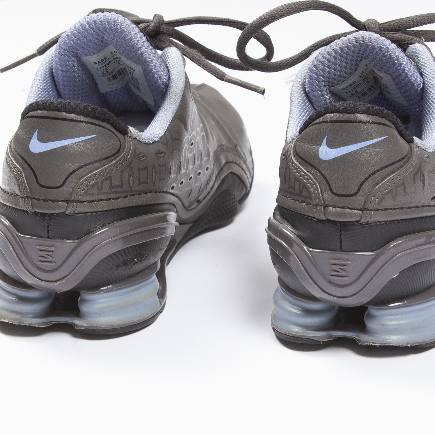 2000's Nike shox rival