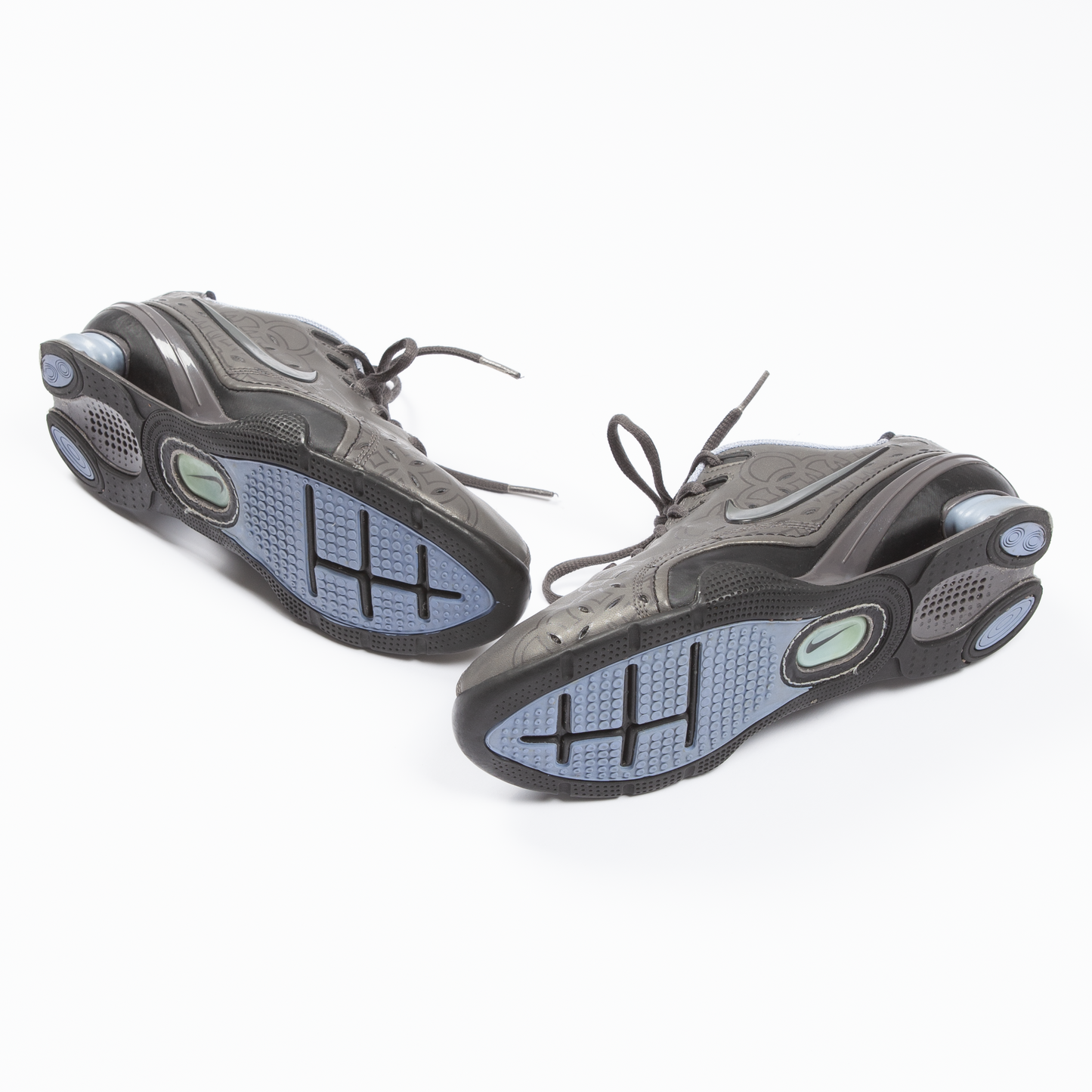 2000's Nike shox rival