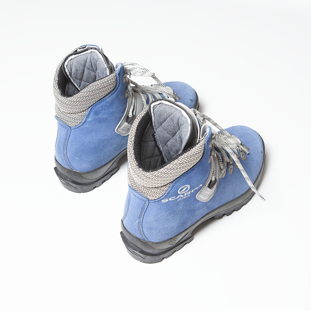 Scarpa jura mountaneering boots
