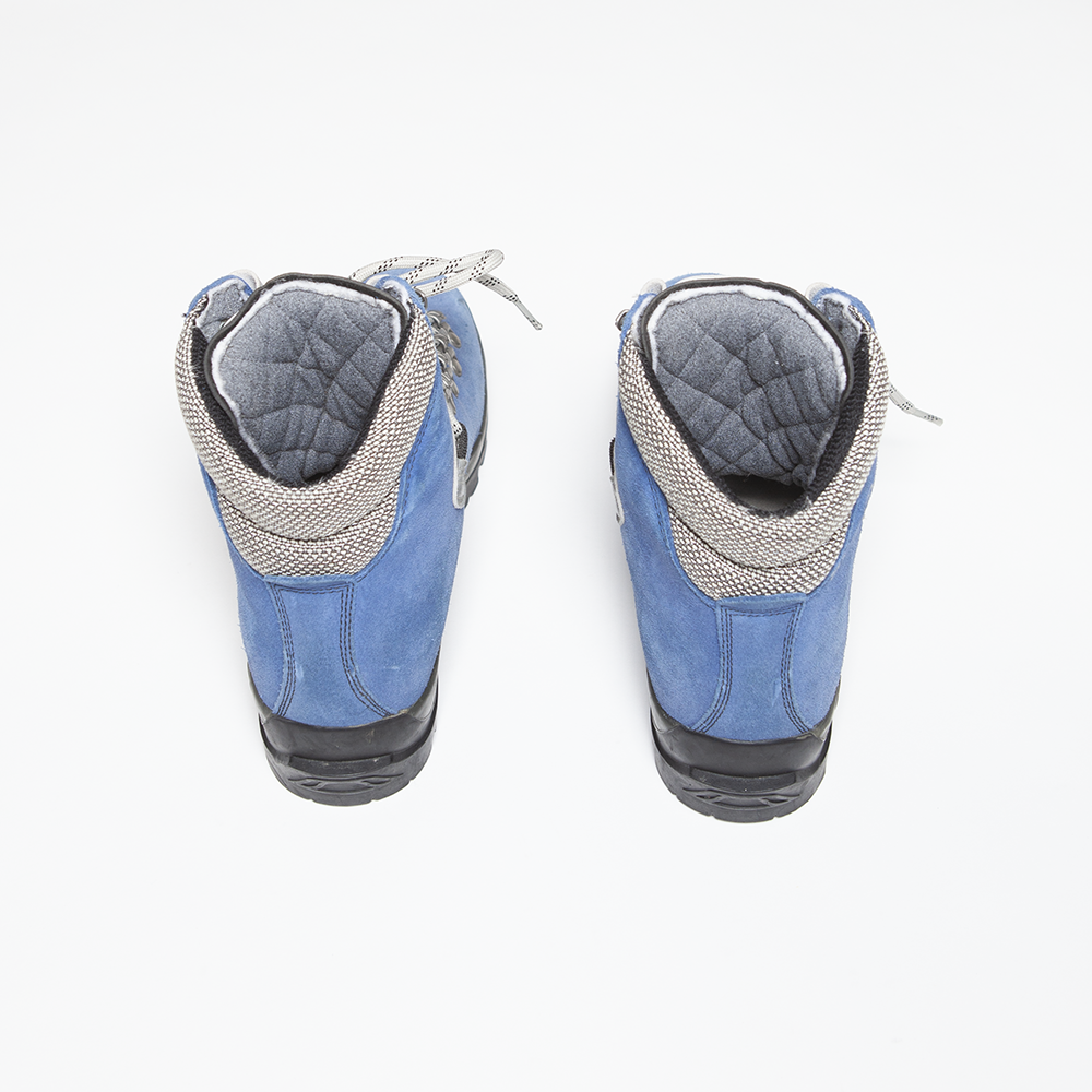 Scarpa jura mountaneering boots