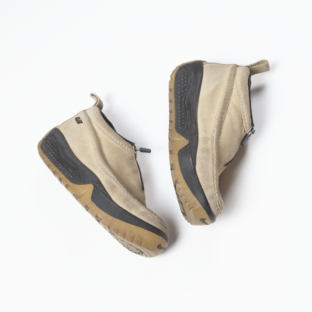 1999 NIKE ACG "IZY" SLIP ON MULES
