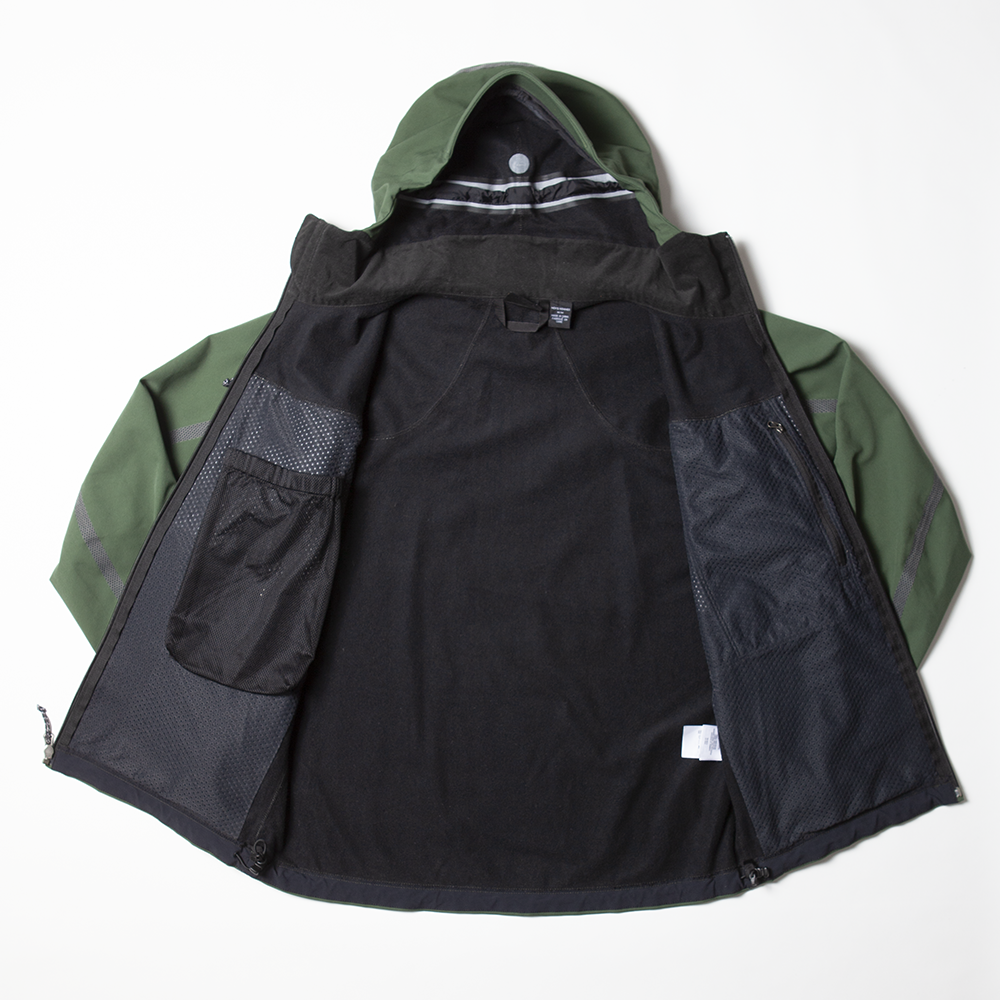 2010's Mountain hardwear conduit soft shell jacket