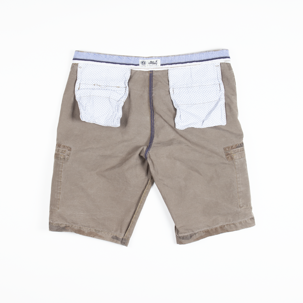 2000's Best company camo cargo shorts