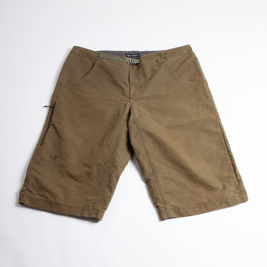 2010s Arcteryx  articulated canvas shorts