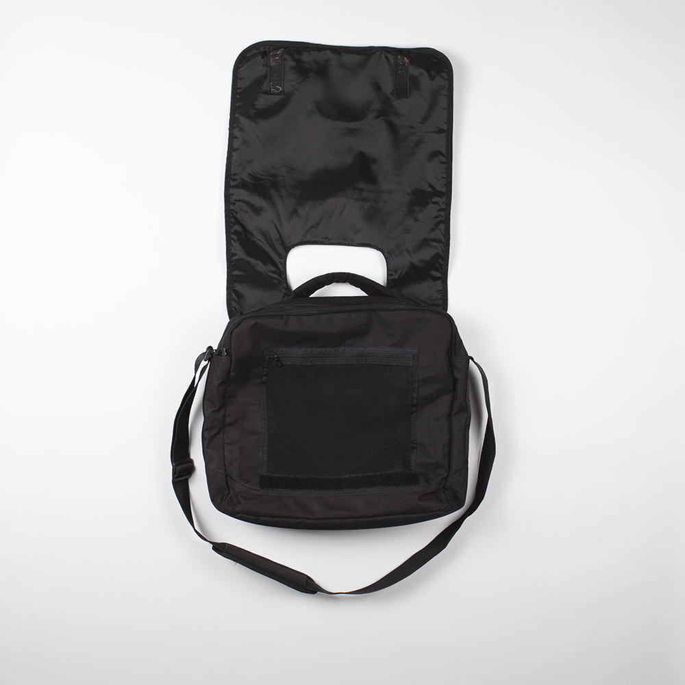 2000 Nike shoulder bag