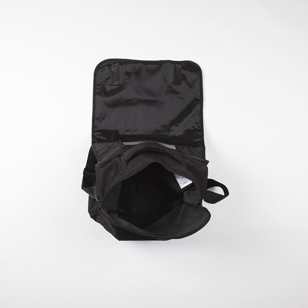 2000 Nike shoulder bag