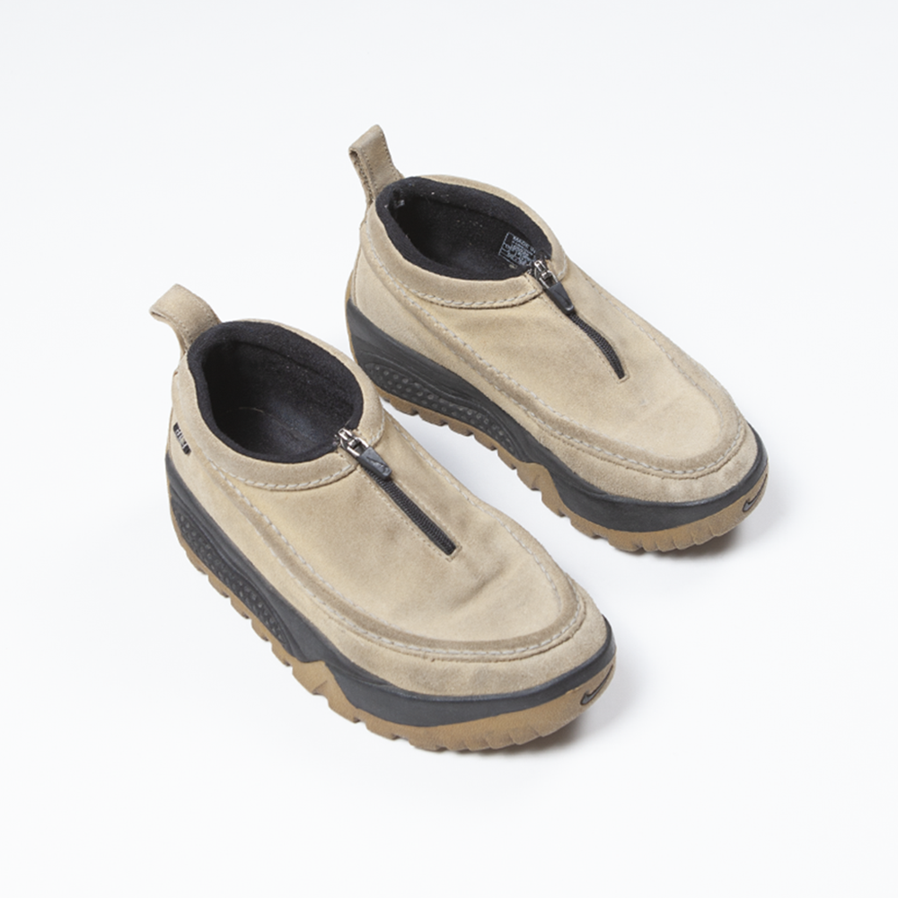 1999 NIKE ACG "IZY" SLIP ON MULES