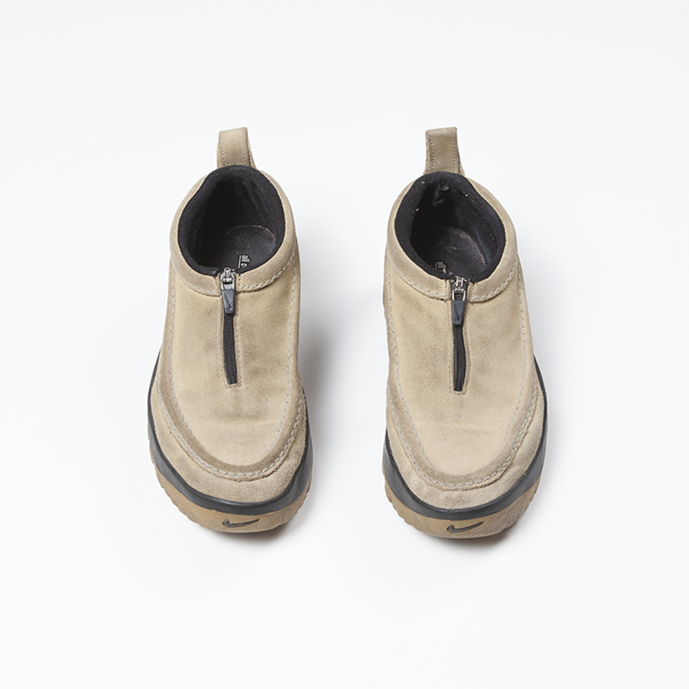 1999 NIKE ACG "IZY" SLIP ON MULES