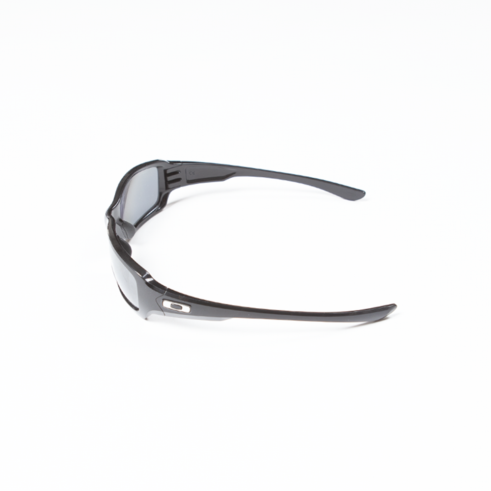 2010's Oakley fives squared sunglasses